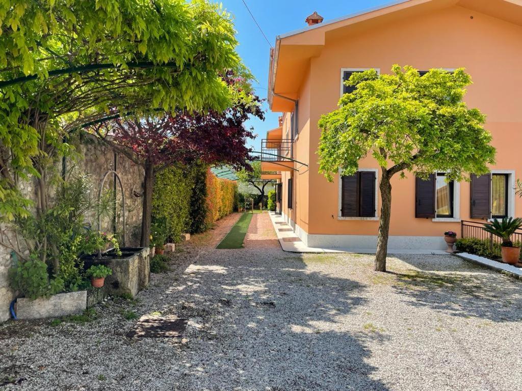Hotel Garni Onda Torri Del Benaco Exterior foto