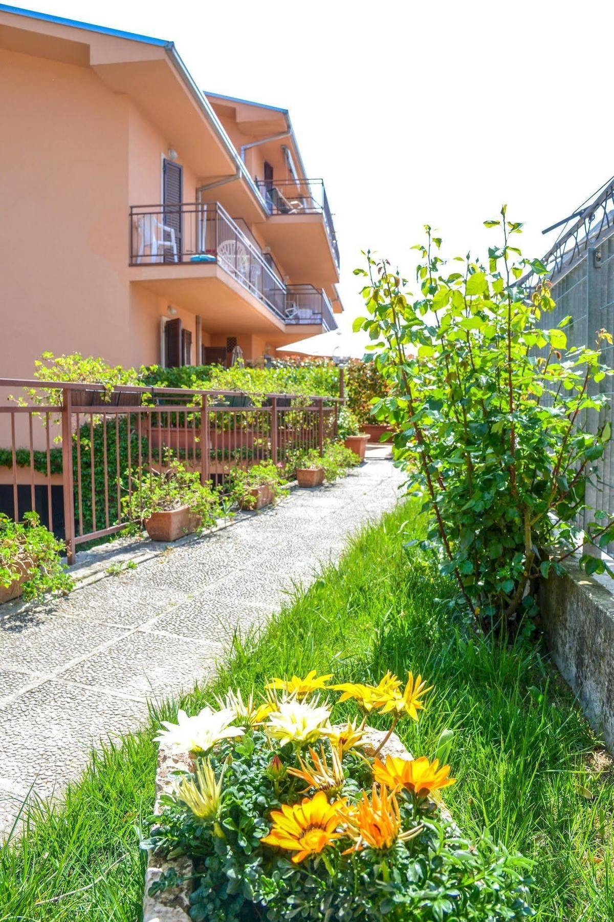 Hotel Garni Onda Torri Del Benaco Exterior foto